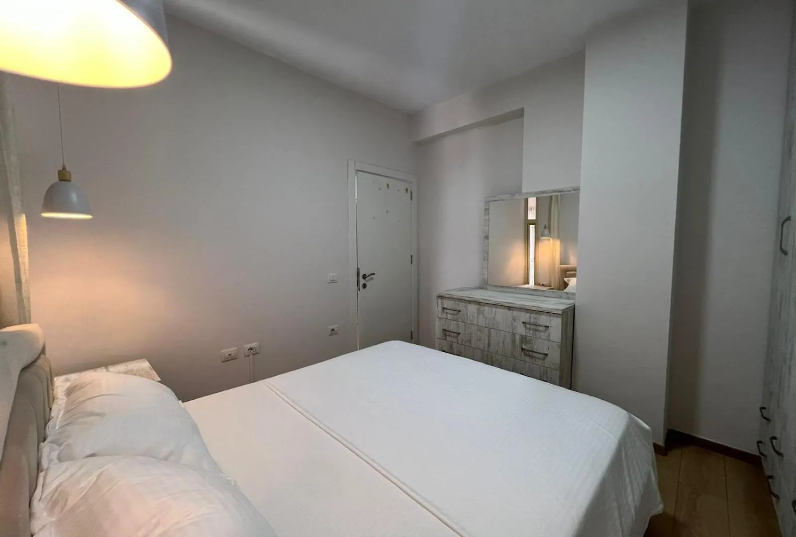 Zen Stay Apartments Tirana