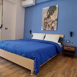 Apartamento What's Up, Tirana