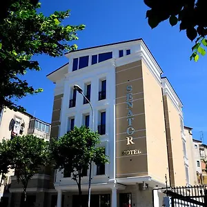 Hotel Senator, Tirana